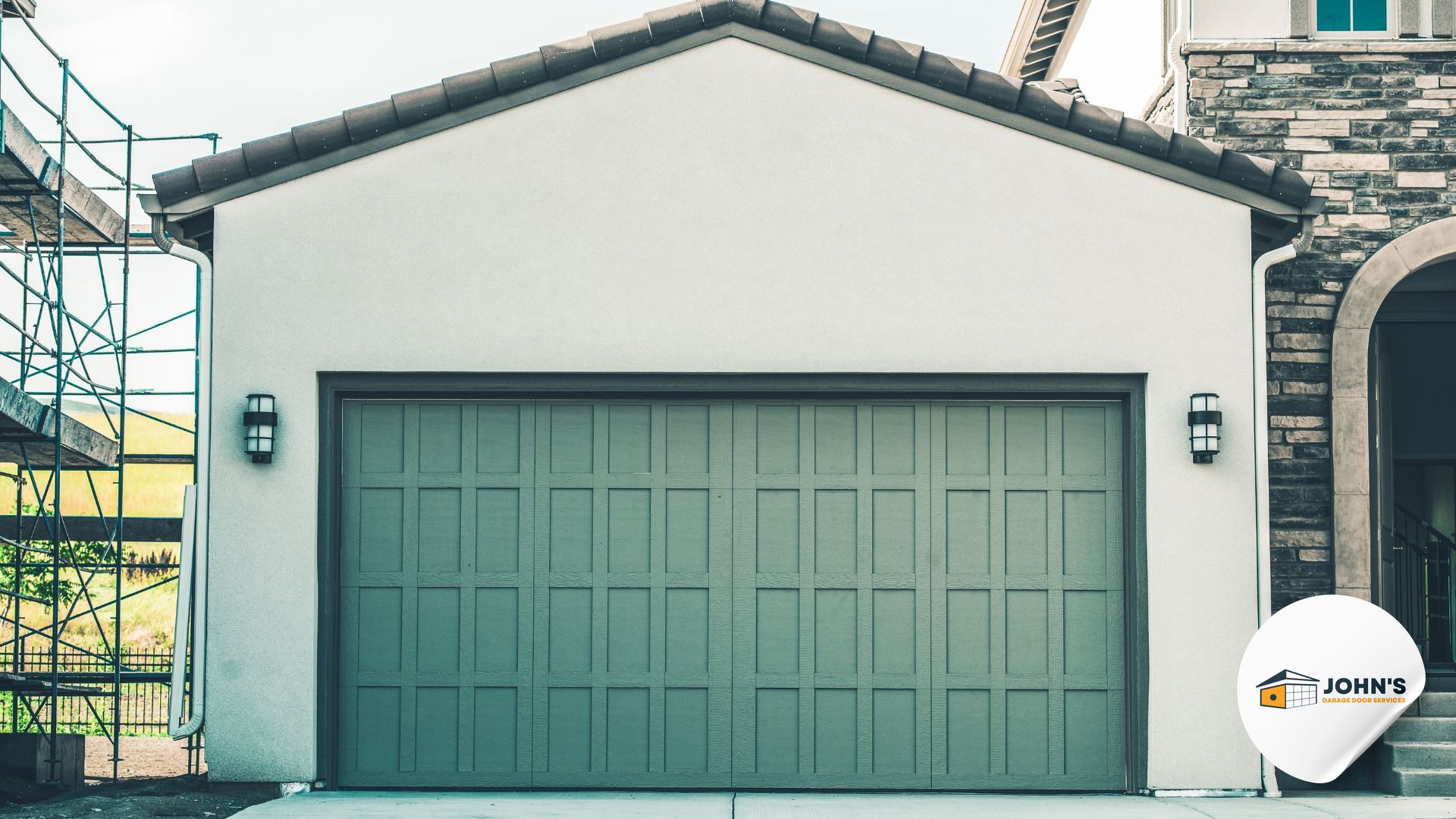 Chamberlain B2405: Premium Belt Drive Performance - Top 3 Quietest Garage Door Openers for San Diego Homeowners — Quiet Garage Door Opener San Diego