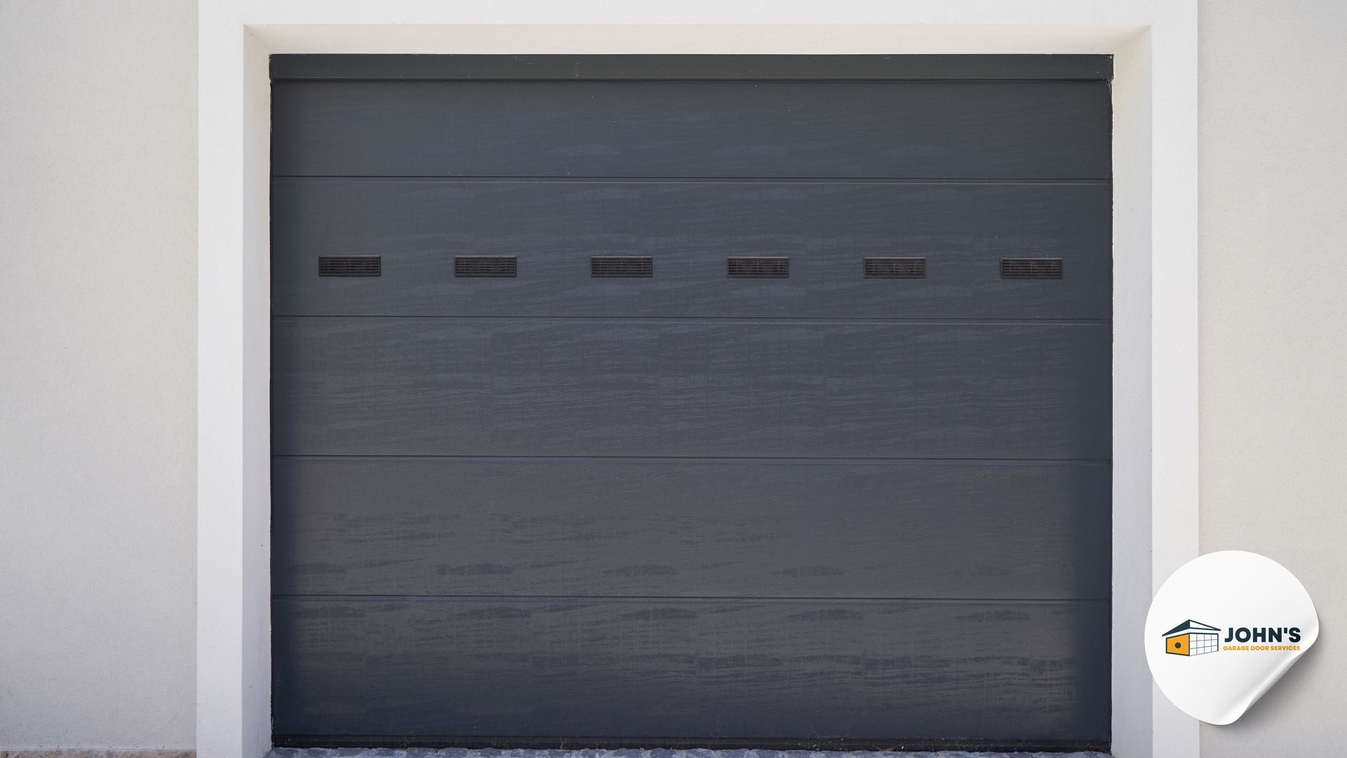 How Does Powder Coating Prevent Rust Better Than Paint? - Powder-Coated Tracks: Why Coronado Homes Need Rust-Proof Hardware — Coronado Rust Proof Garage Door